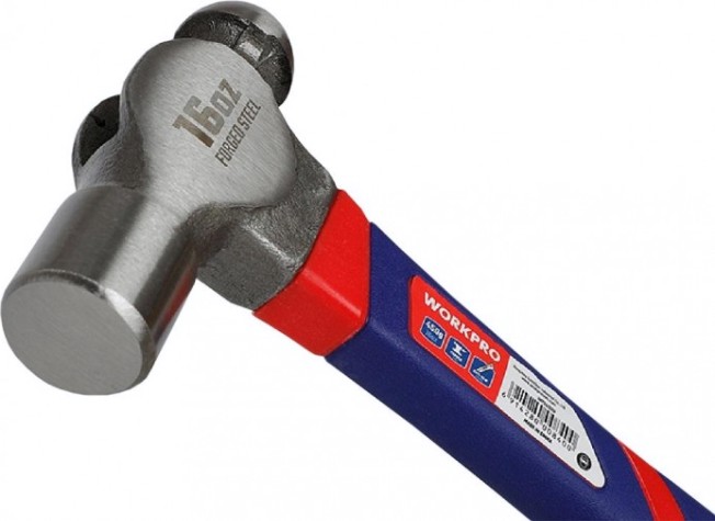 Молоток слесарный WORKPRO WP241030 с круглым бойком 675гр