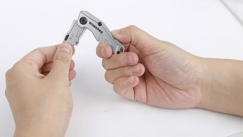 Нож складной WORKPRO WP211010 универсальный со сменными лезвиями мини Нож складной WORKPRO WP211010 универсальный со сменными лезвиями мини