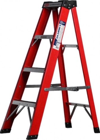 Стремянка стеклопластиковая АЛЮМЕТ SF 1003 3 ступени, с органайзером